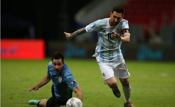  布伦特福德定位球制胜，力克西汉姆联取三分