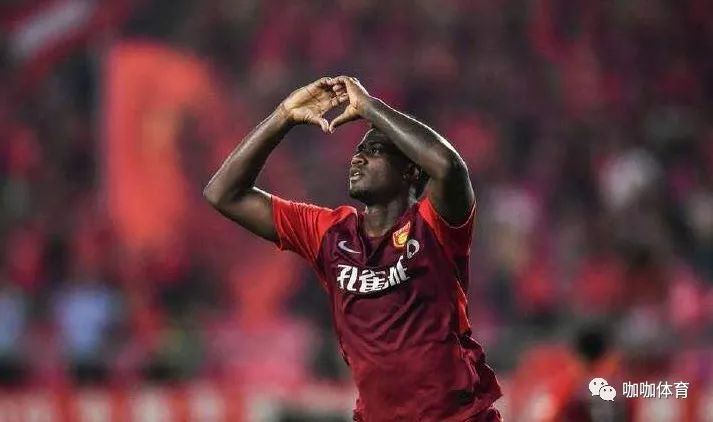  巴斯蒂亚防守形同虚设,被对手灌入四粒进球  