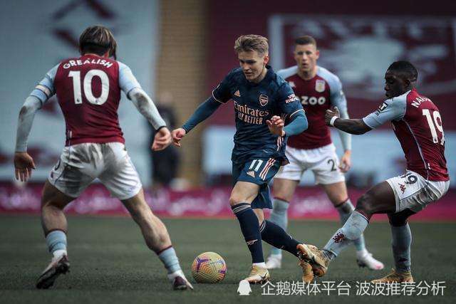  道格拉斯·路易斯传射，阿斯顿维拉客场力克水晶宫